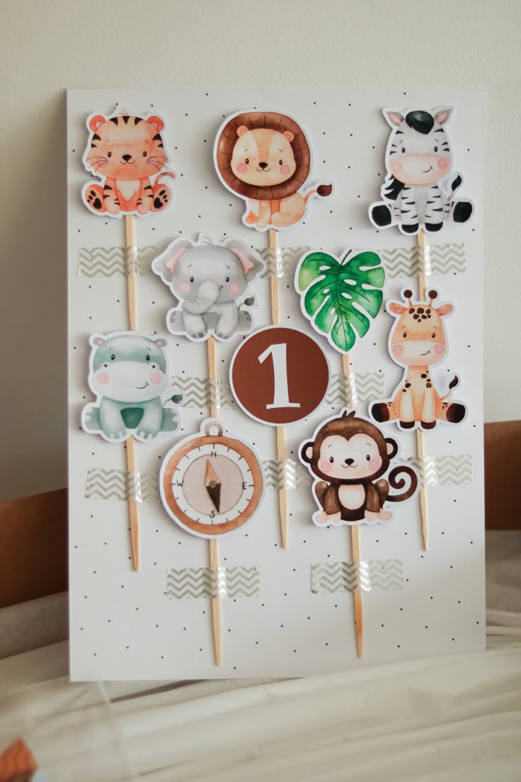 Paper Theme Topper – The Baker's Way