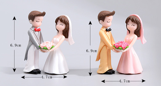Couple Miniature Topper