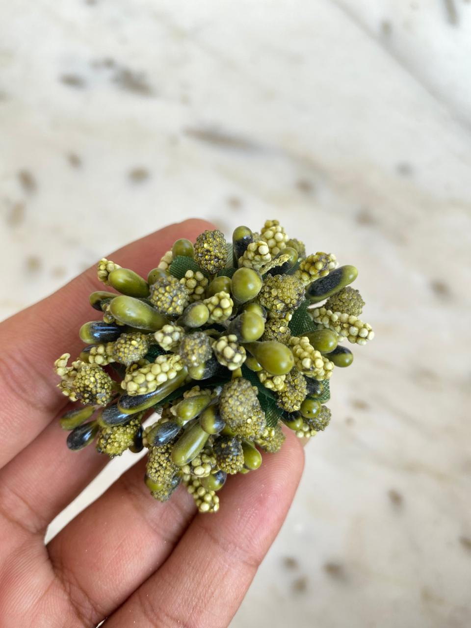 Green Pollen Bunch